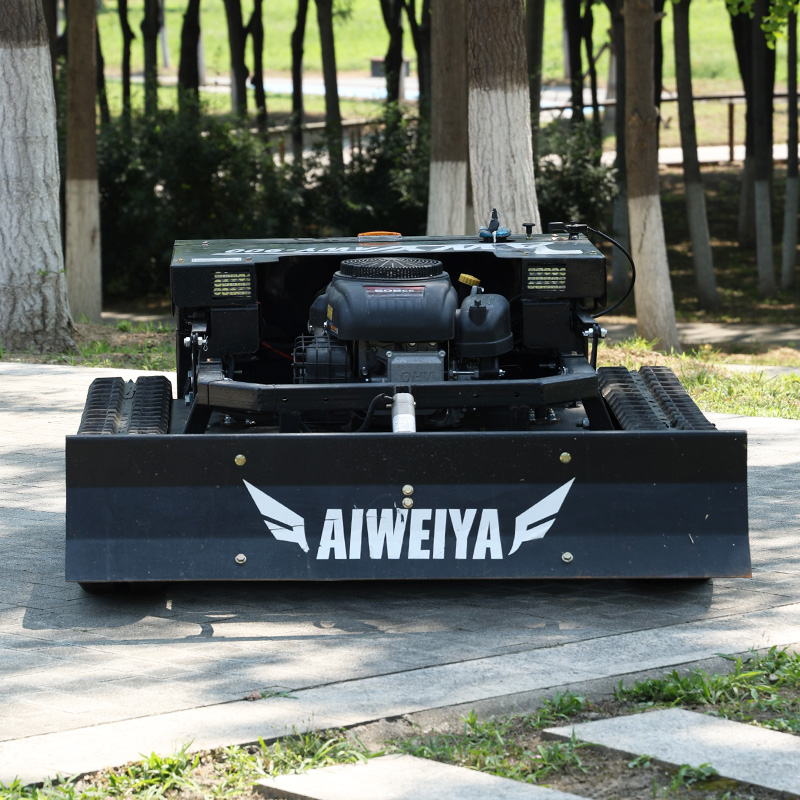 Snow Blower Single - آلة جز العشب عن بعد مخصصة
